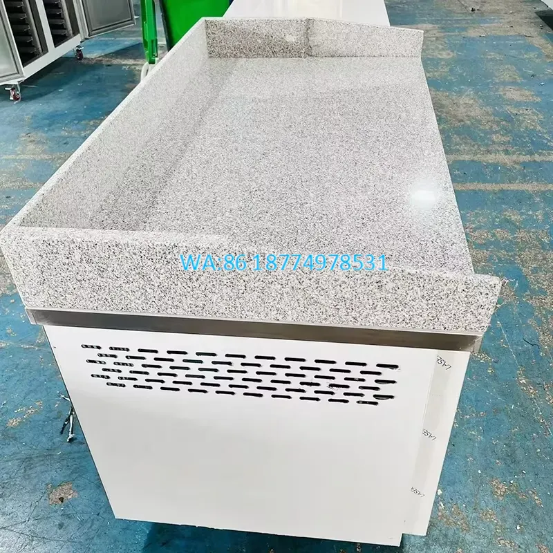 Commercial Kitchen Worktops - ตู้เย็นแบบมีสองประตูสำหรับใช้ในเชิงพาณิชย์ รุ่น Wmwmnu พร้อมช่องแช่แข็งแบบตั้งบนเคาน์เตอร์ ทำจากสแตนเลส เหมาะสำหรับใช้ในครัวร้านอาหาร